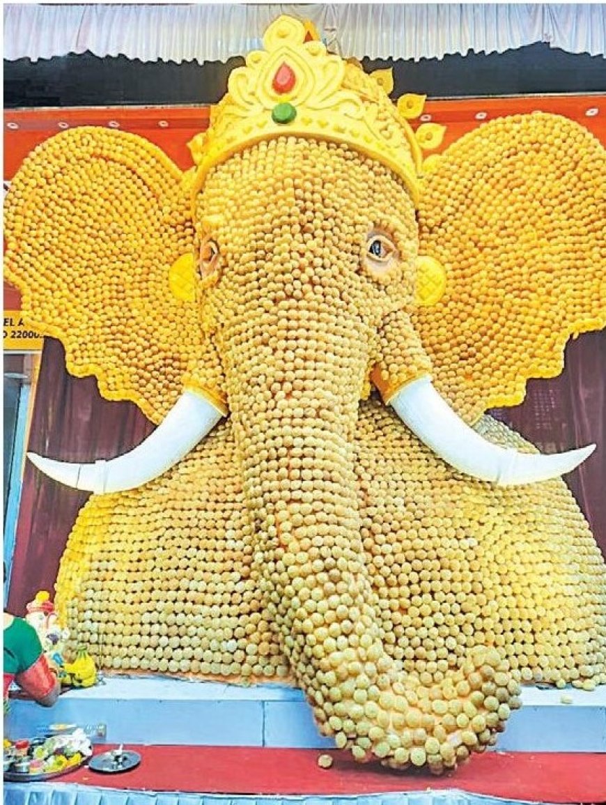२१ हजार पाणिपुरीपासून साकारला गणपती बाप्पा